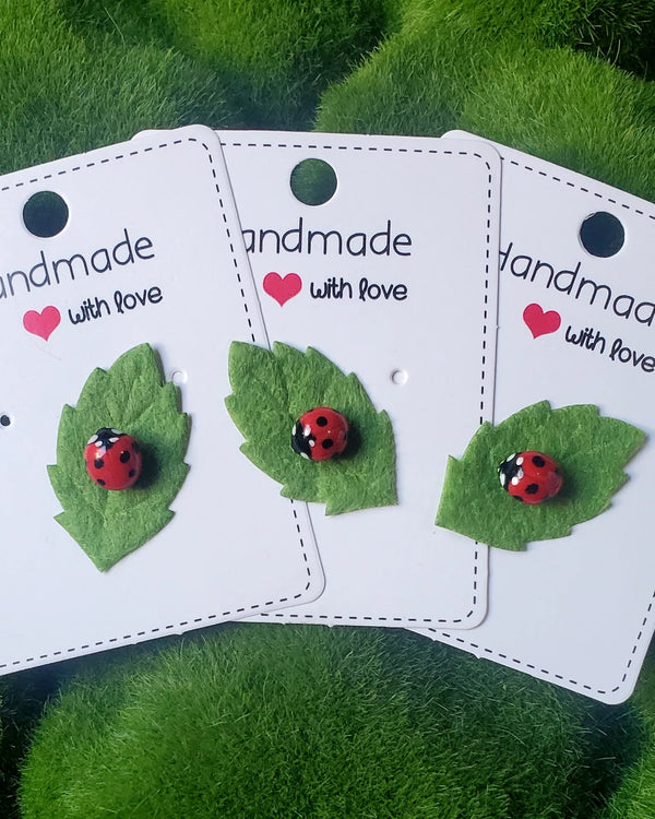 Pins coccinelle ultra réaliste
