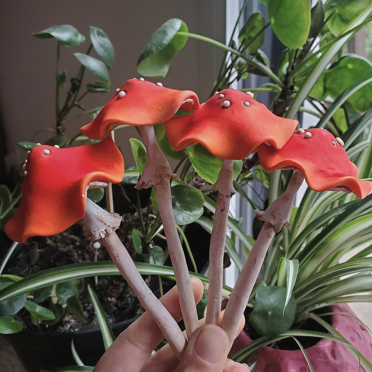 Champignon rouge XL (inspiration Amanite tue-mouche) décoratif à planter en pots ou en terre