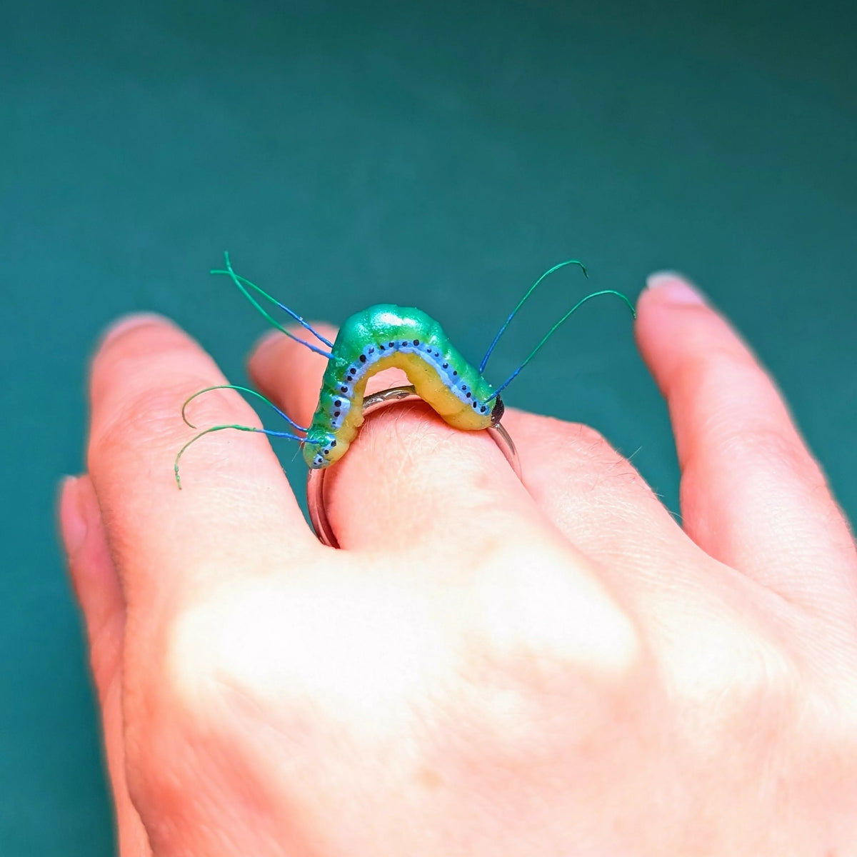 Bague chenille