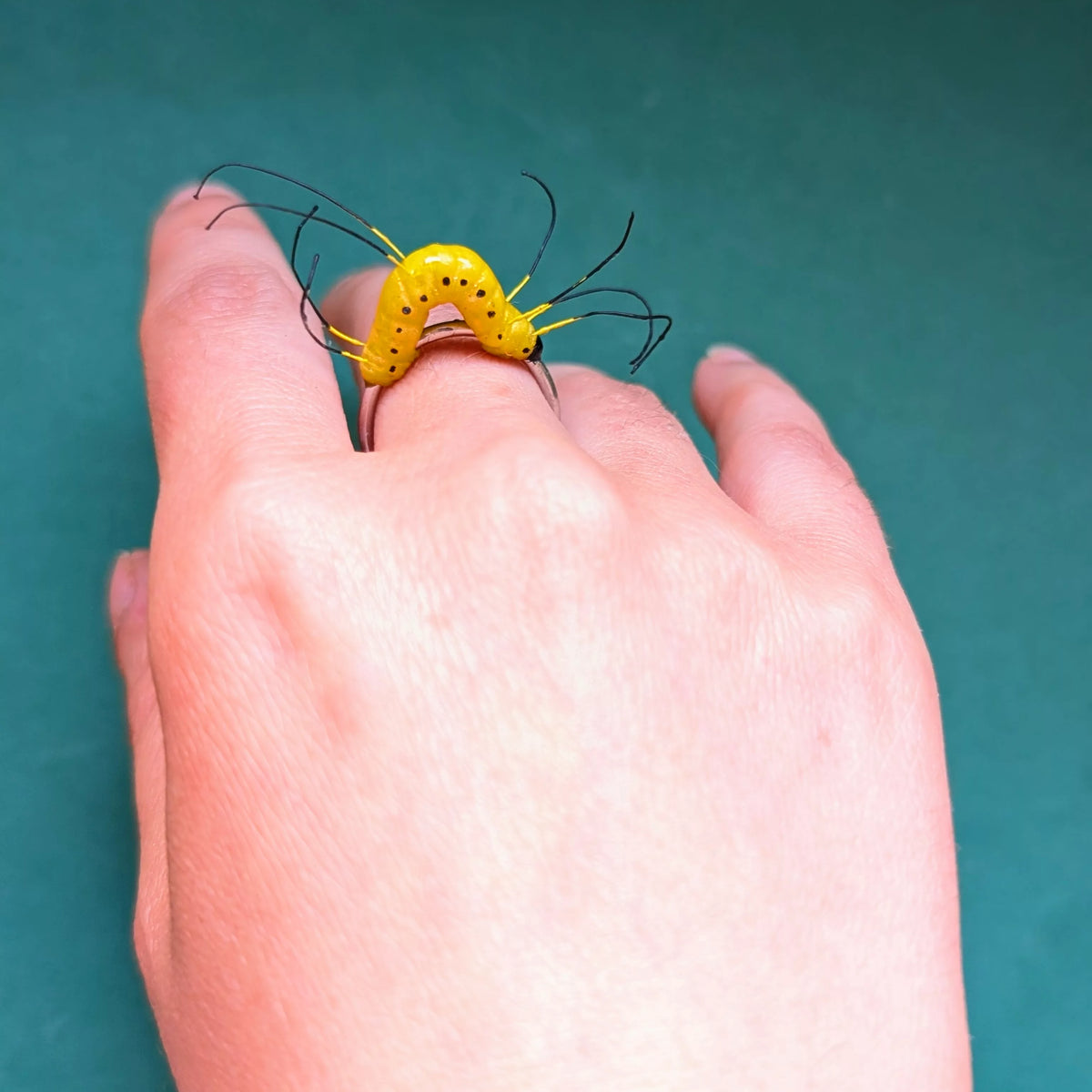Bague chenille
