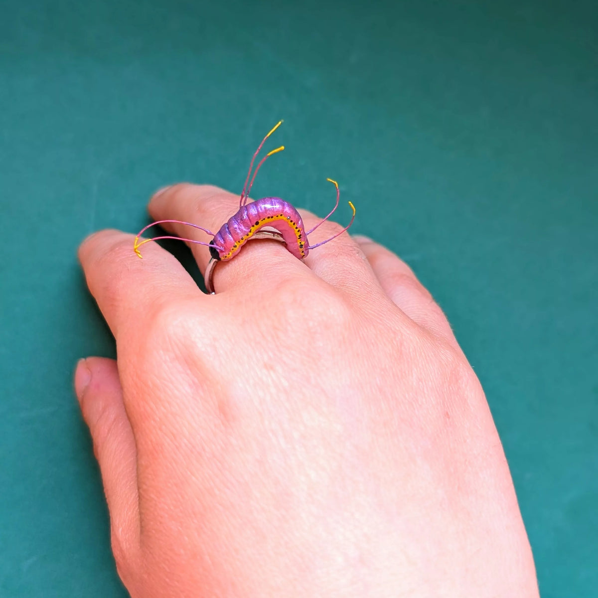 Bague chenille